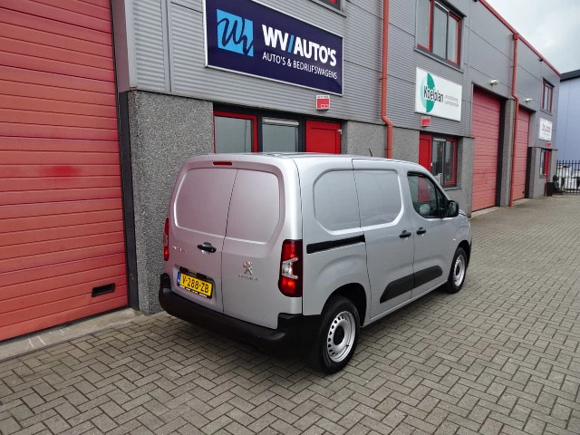 Hoofdafbeelding Peugeot Partner