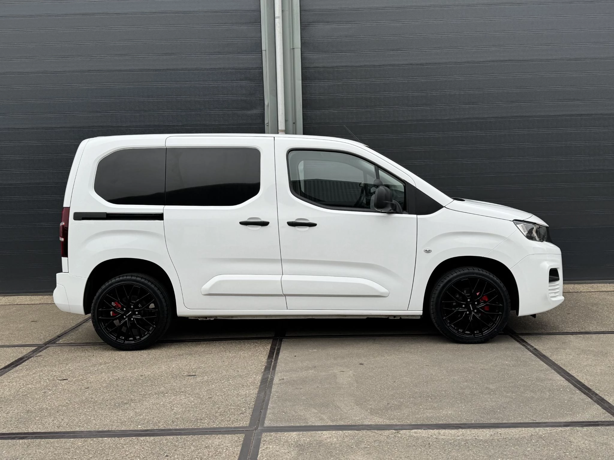 Hoofdafbeelding Peugeot Partner
