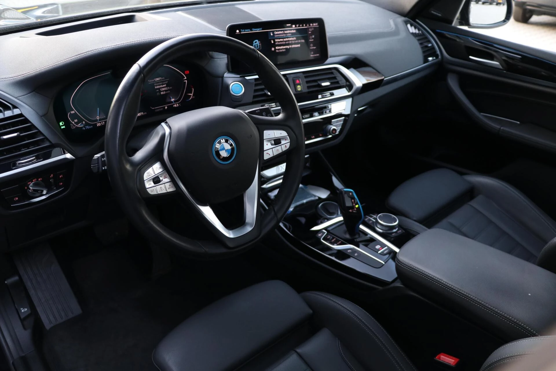 Hoofdafbeelding BMW iX3