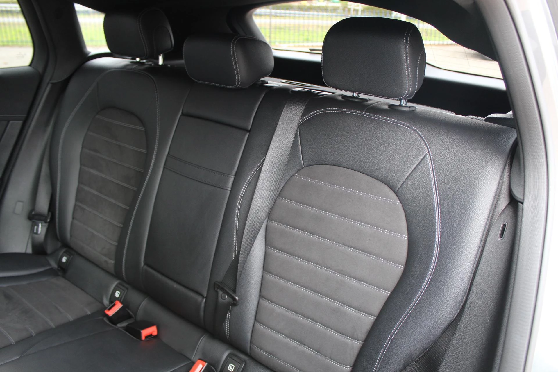 Hoofdafbeelding Mercedes-Benz EQC