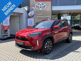 Toyota Yaris Cross 1.5 Hybrid 115 First Edition APPLE/ANDROID STOEL/STUURVERWARMING NAVI AD-CRUISE PRIVACY-GLASS 17"LM-VELGEN