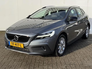 Hoofdafbeelding Volvo V40 Volvo V40 Cross Country 2.0 T3 Nordic+ | Trekhaak | Stoelverwarming | Standkachel