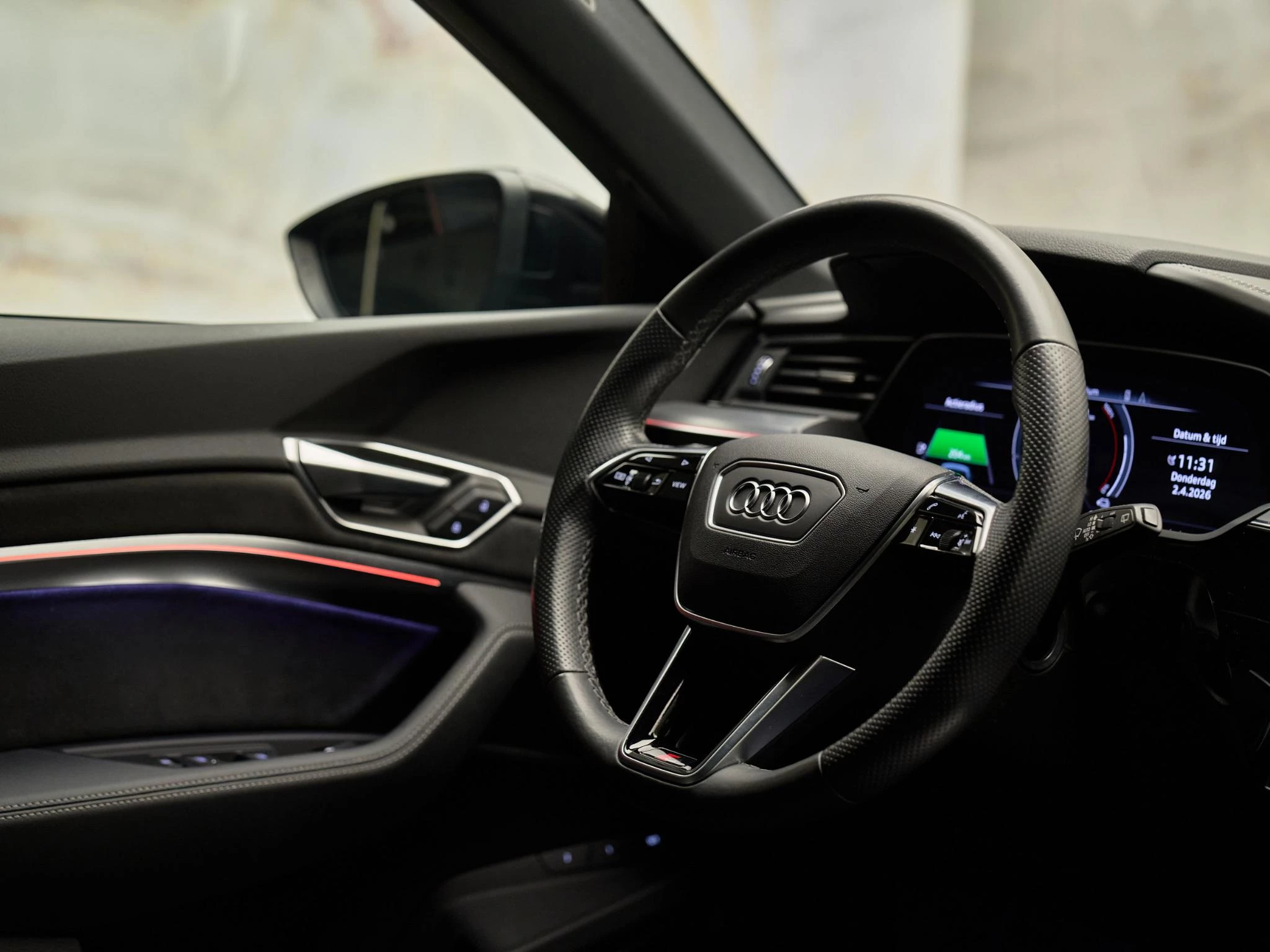 Hoofdafbeelding Audi e-tron