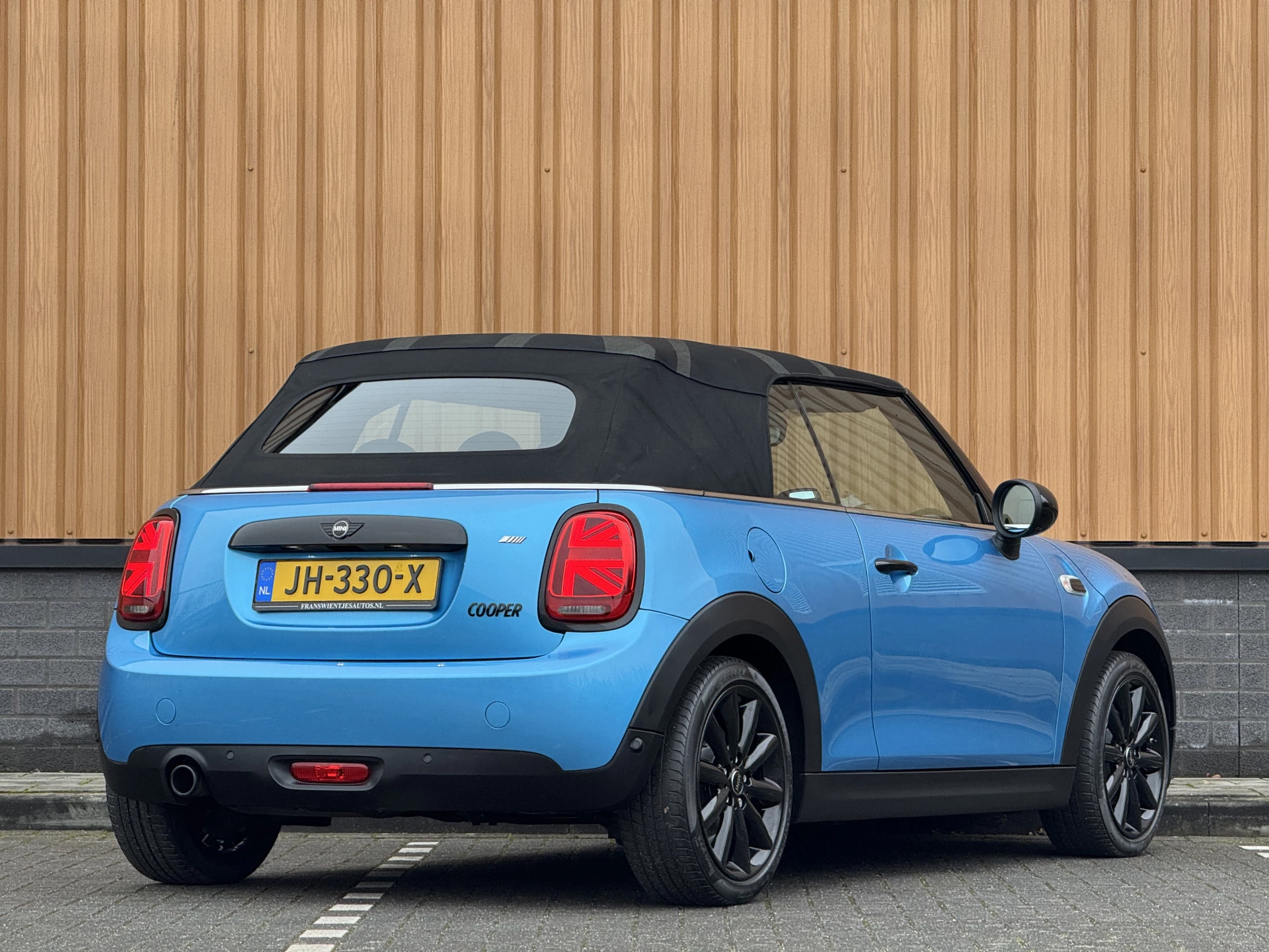 Hoofdafbeelding MINI Cooper Cabrio