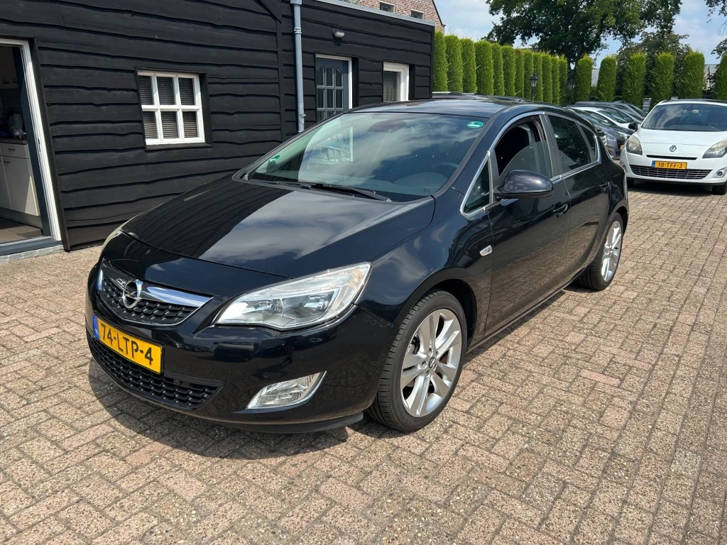 Hoofdafbeelding Opel Astra