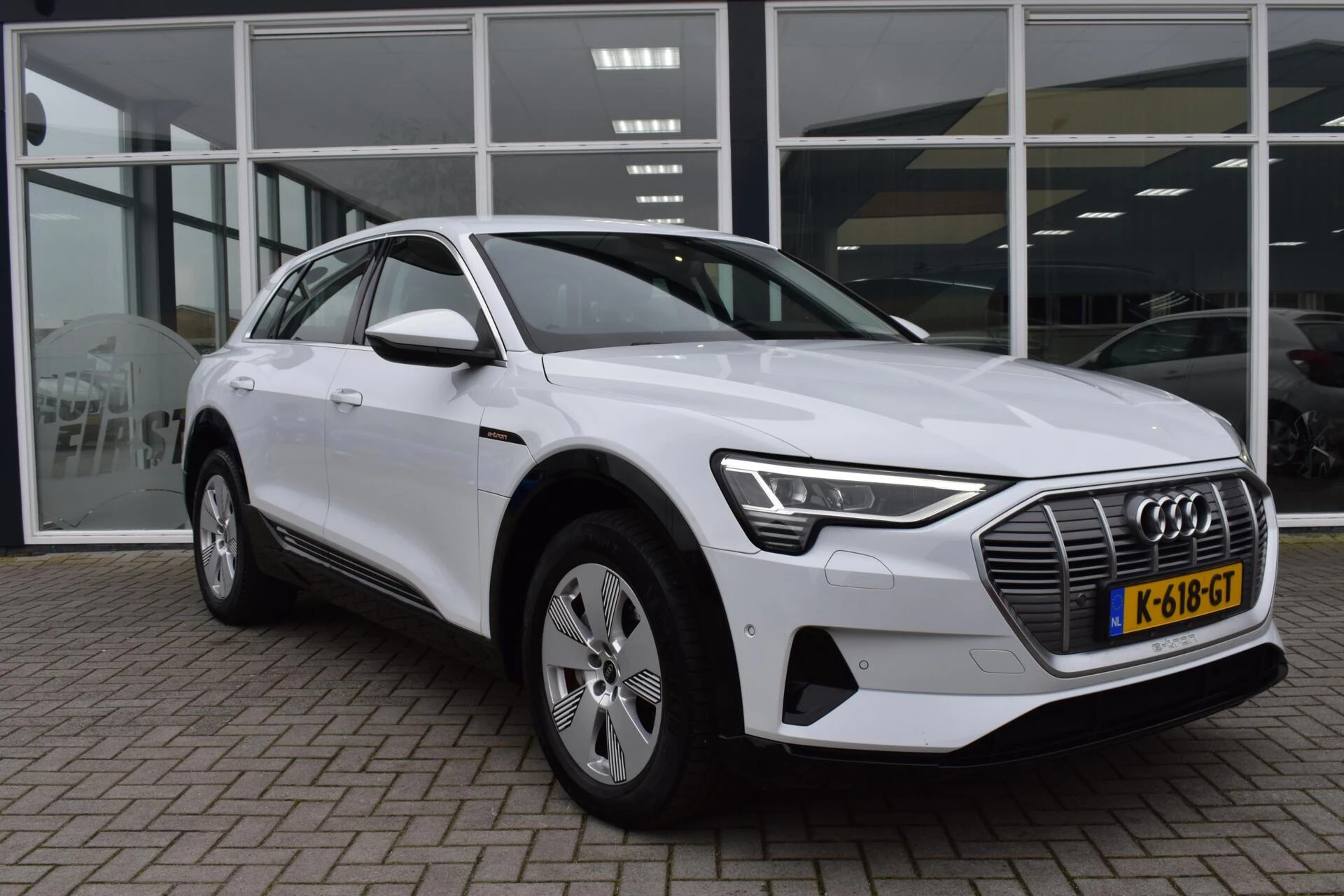 Hoofdafbeelding Audi e-tron