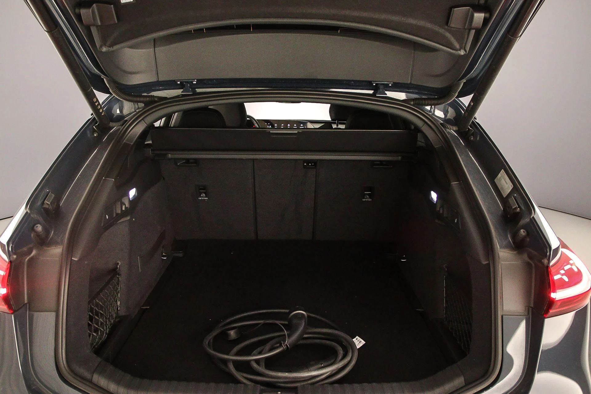 Hoofdafbeelding Audi S6 Avant e-tron