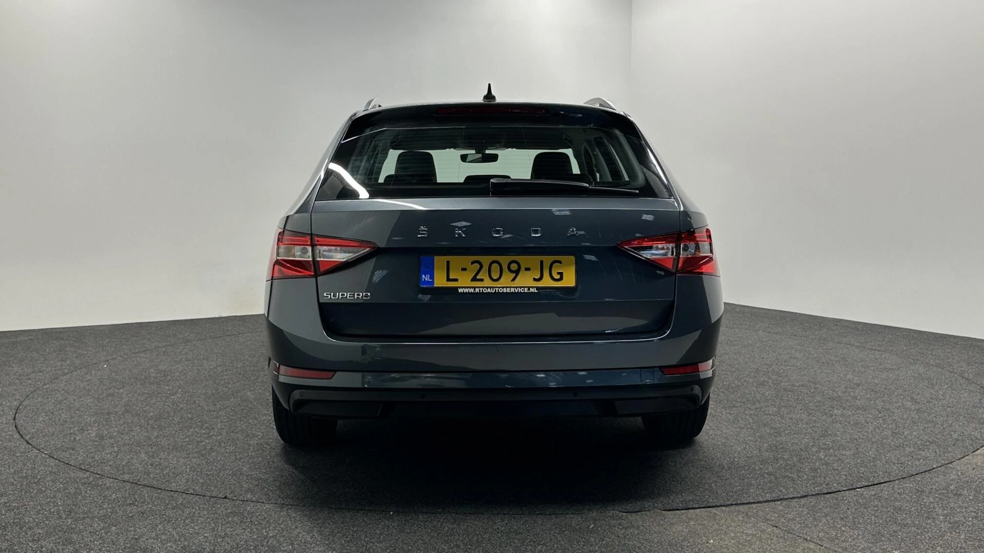 Hoofdafbeelding Škoda Superb