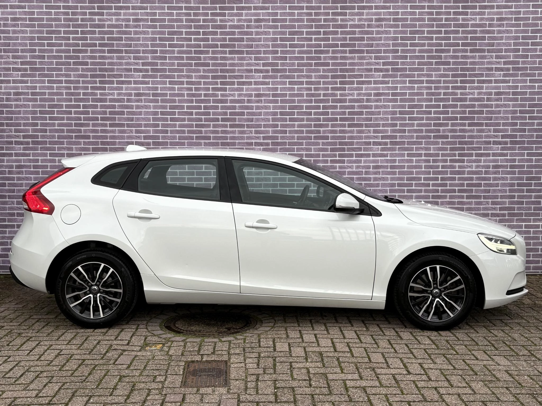 Hoofdafbeelding Volvo V40