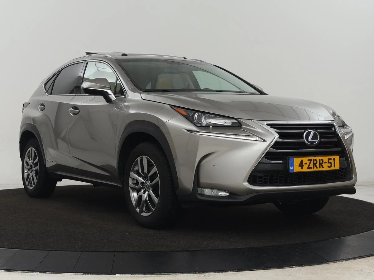 Hoofdafbeelding Lexus NX