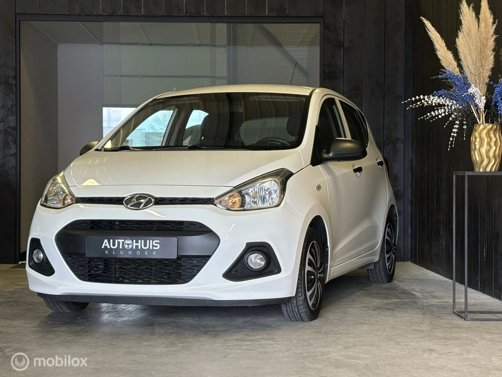 Hoofdafbeelding Hyundai i10