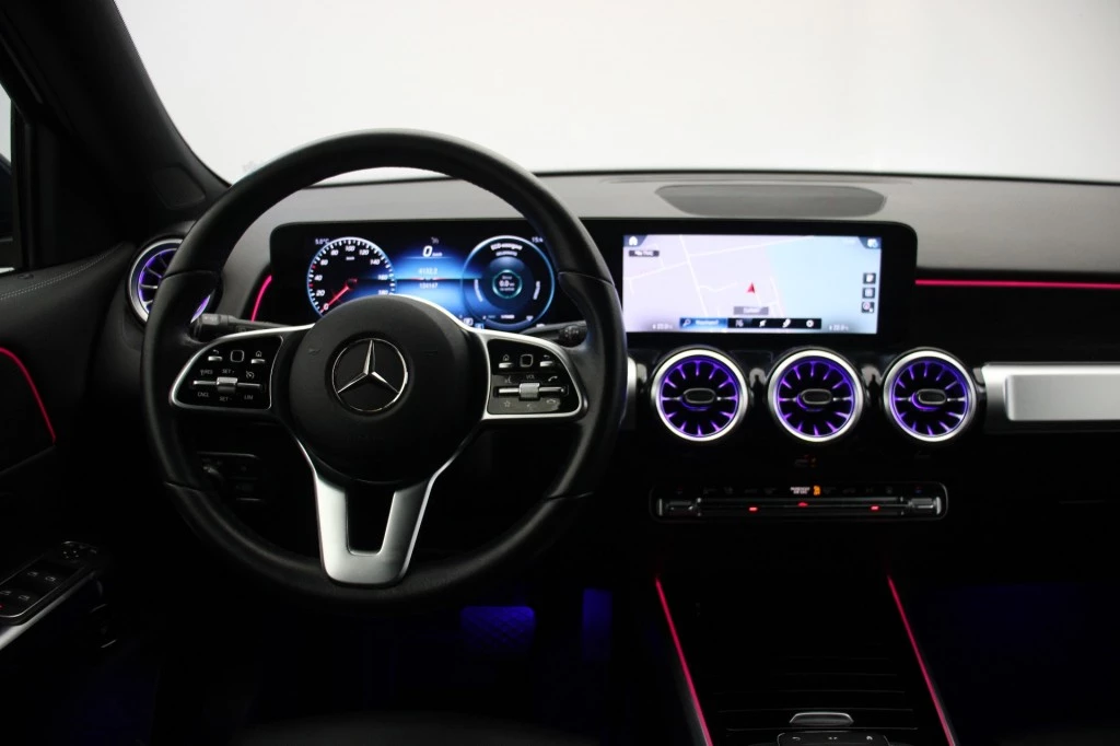 Hoofdafbeelding Mercedes-Benz EQB