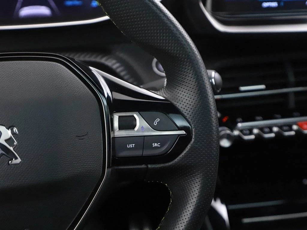 Hoofdafbeelding Peugeot e-208