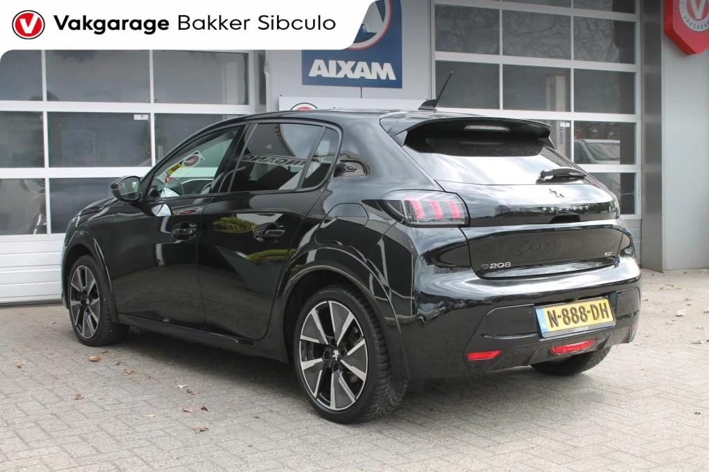 Hoofdafbeelding Peugeot e-208