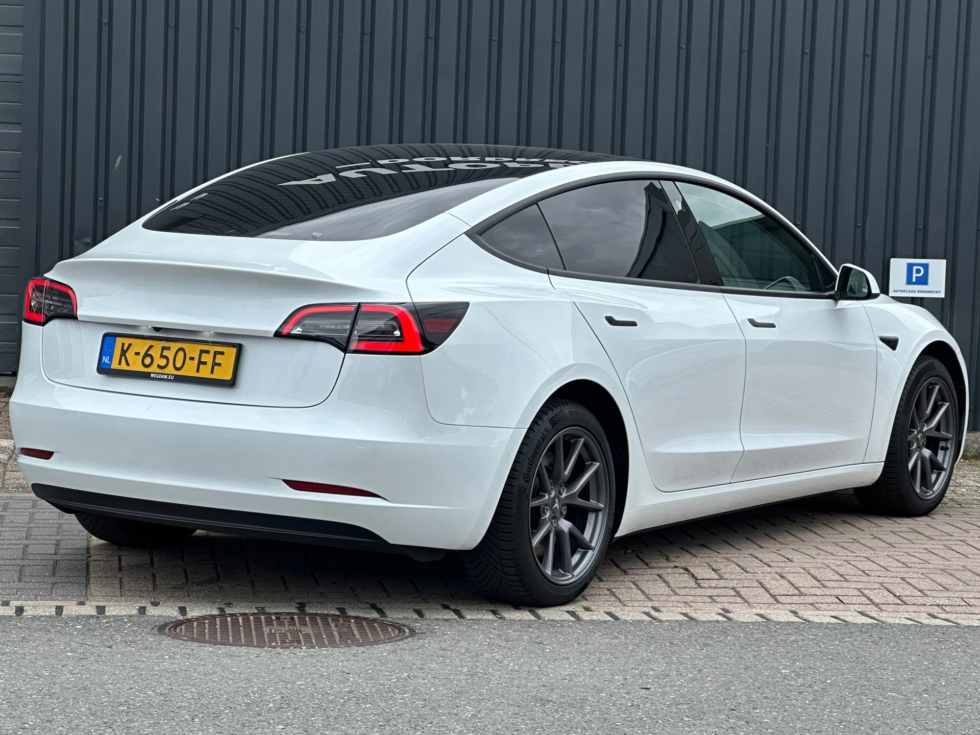 Hoofdafbeelding Tesla Model 3