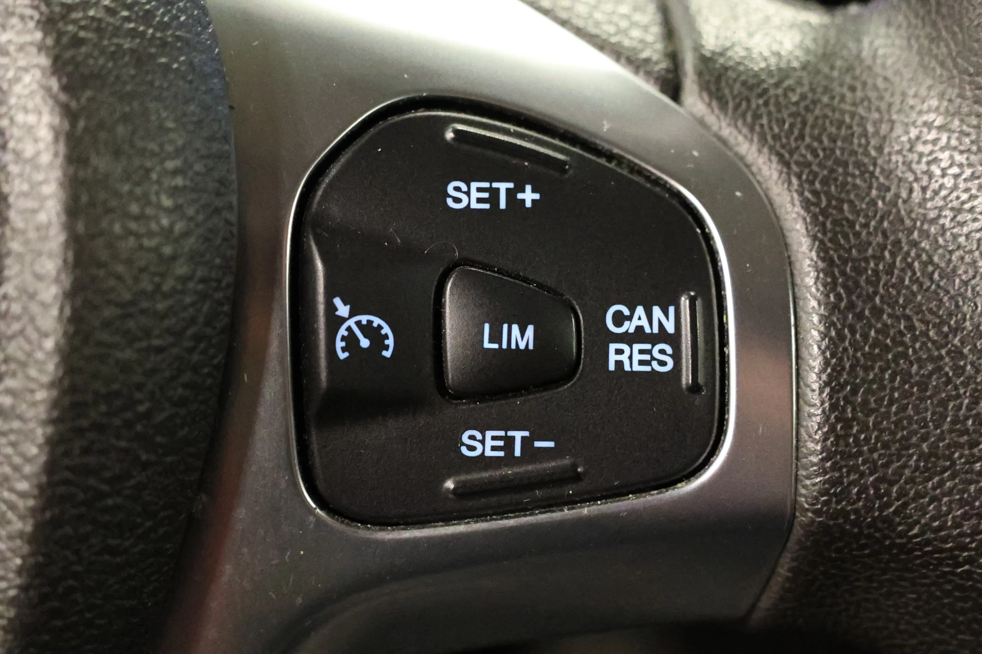 Hoofdafbeelding Ford Transit Courier