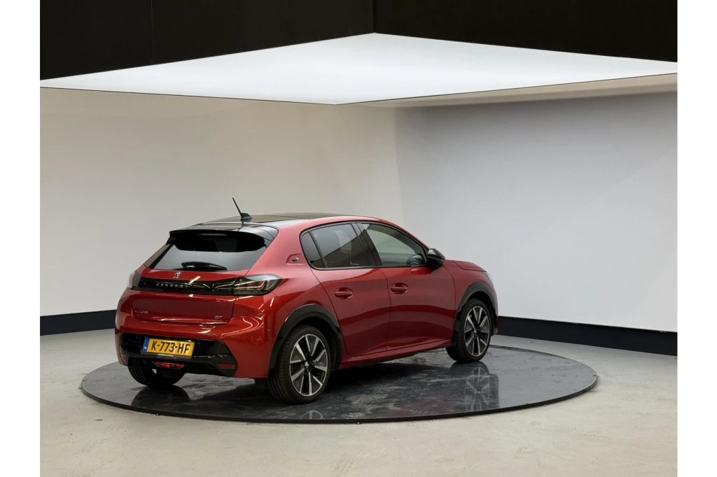 Hoofdafbeelding Peugeot e-208