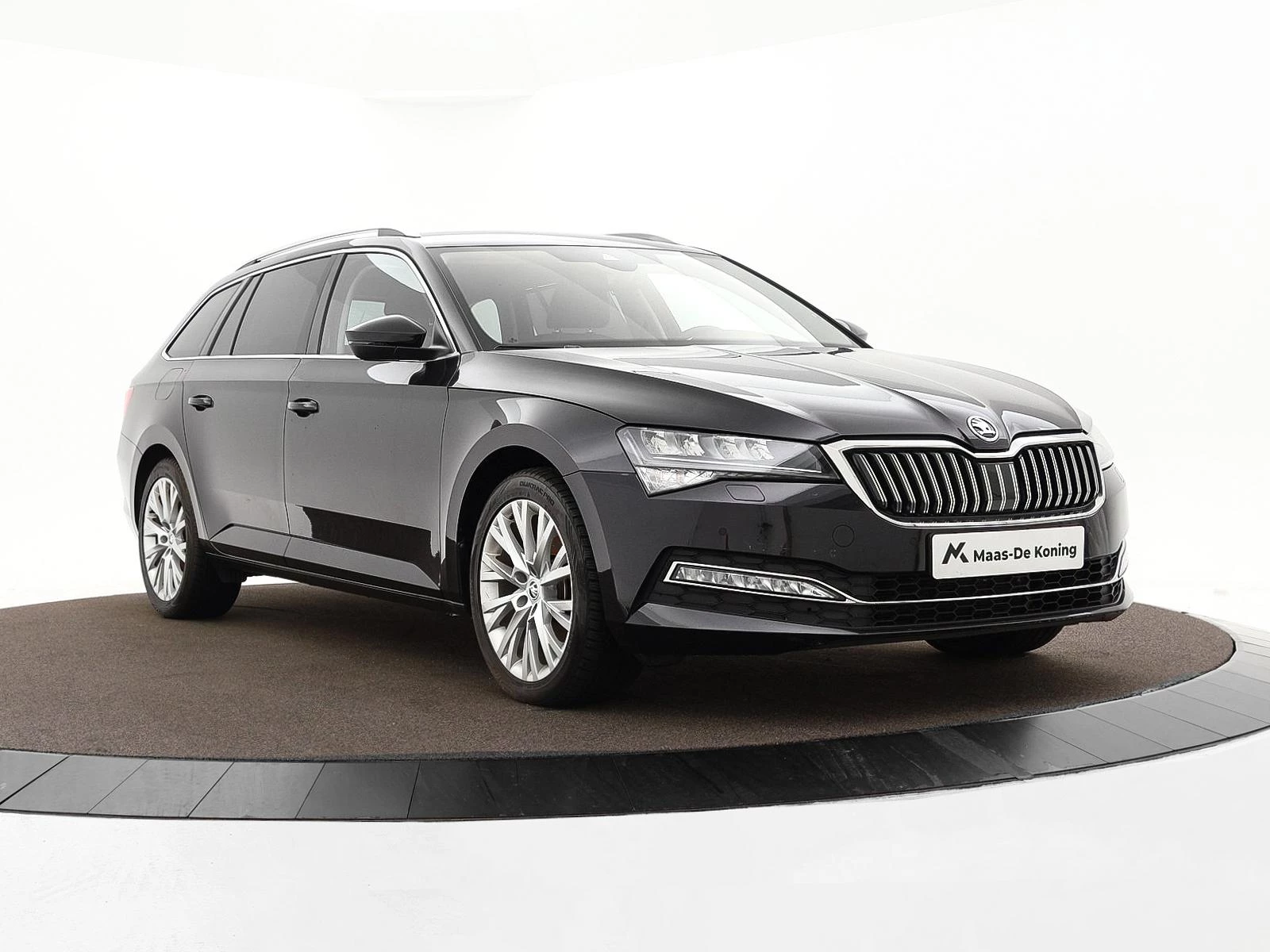 Hoofdafbeelding Škoda Superb
