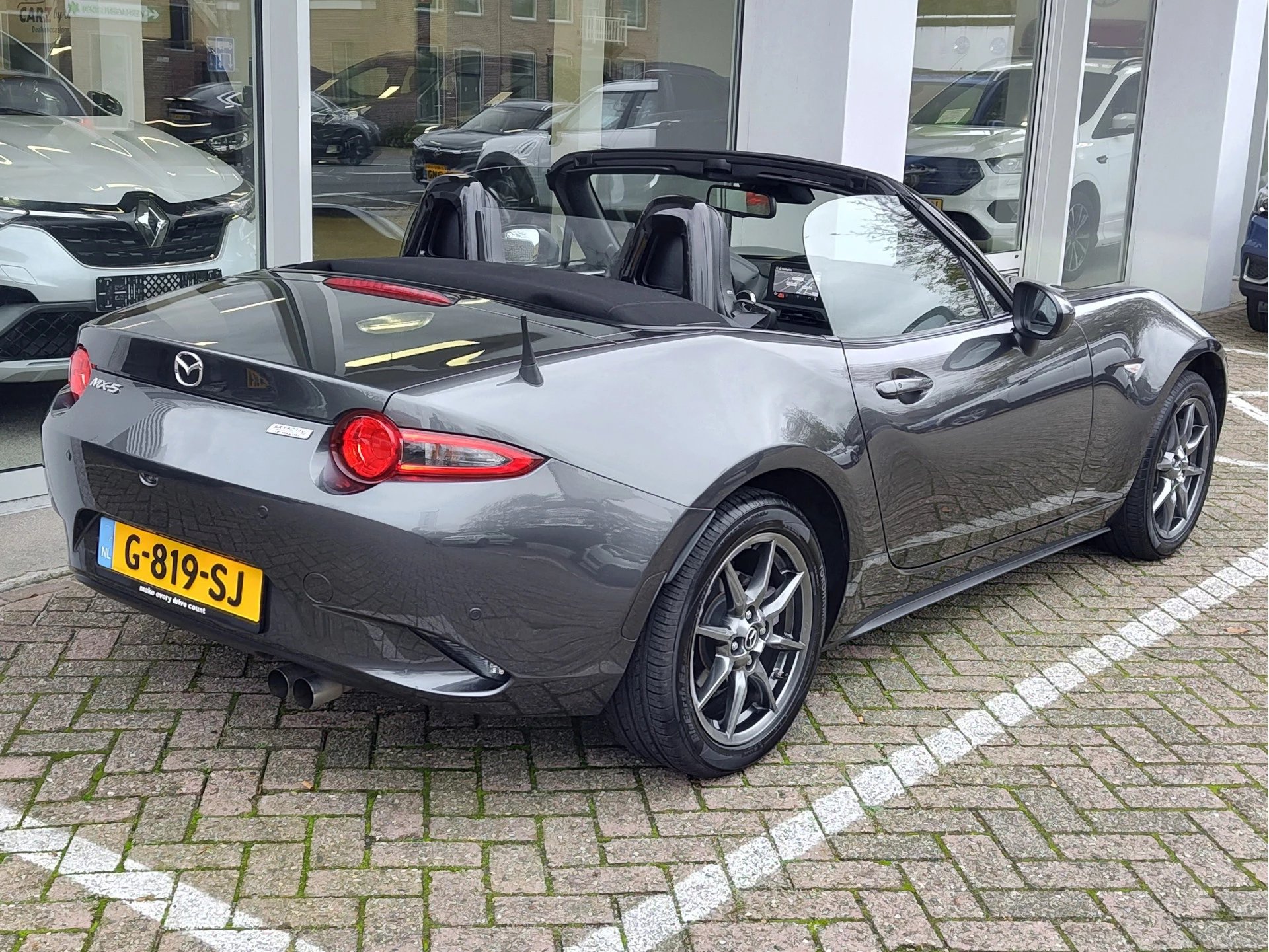 Hoofdafbeelding Mazda MX-5