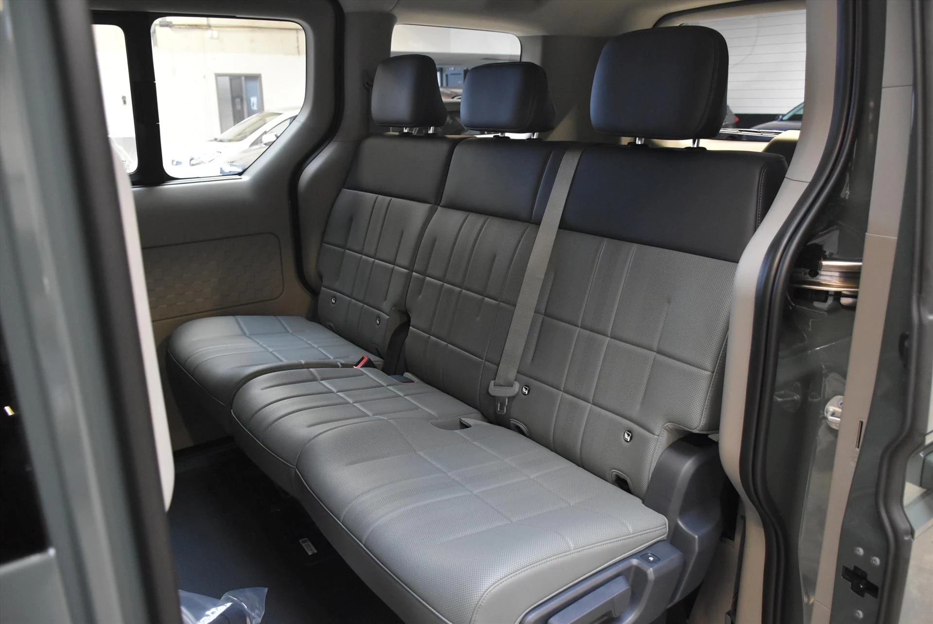 Hoofdafbeelding Kia Pv5 Passenger