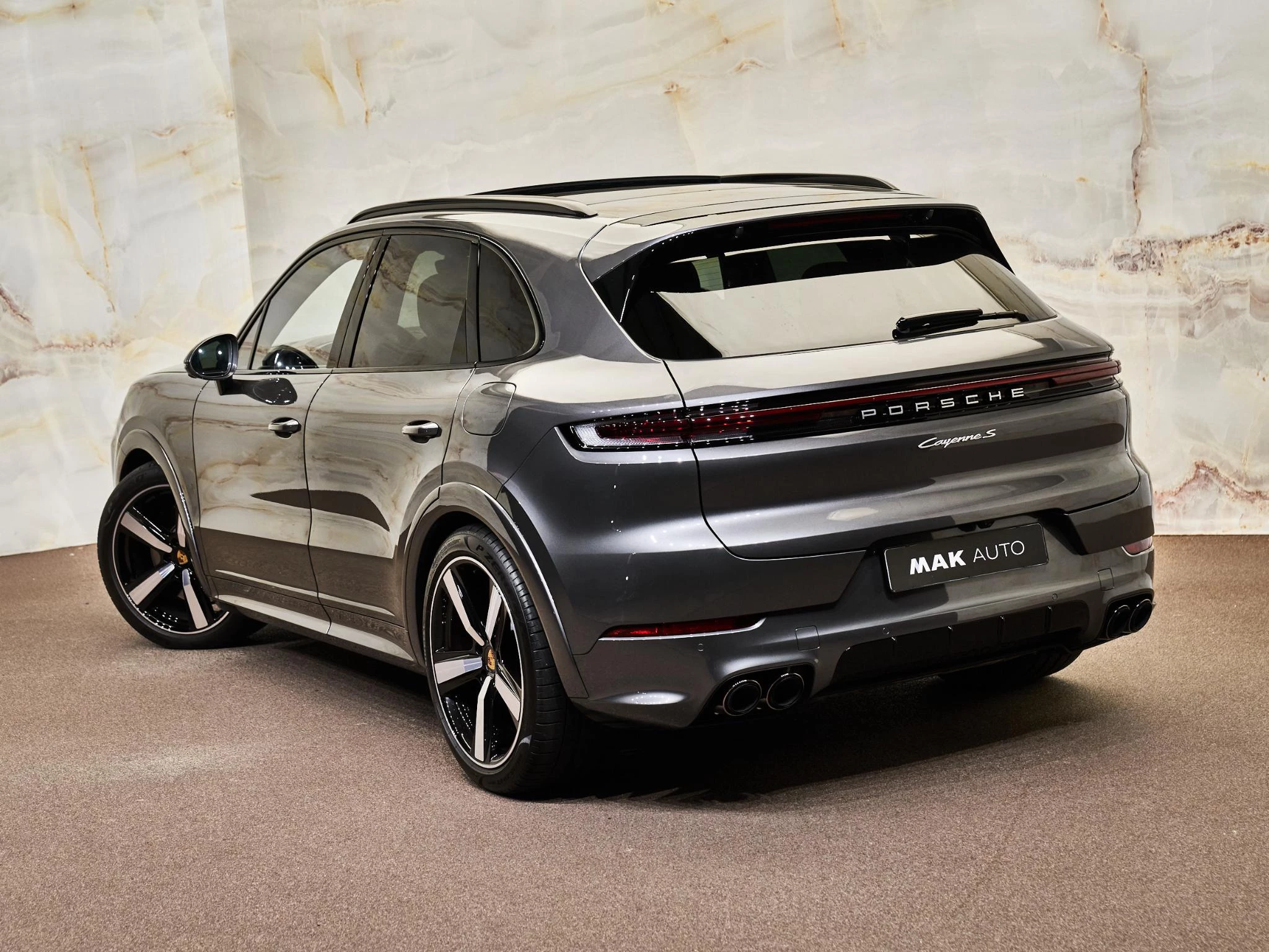 Hoofdafbeelding Porsche Cayenne