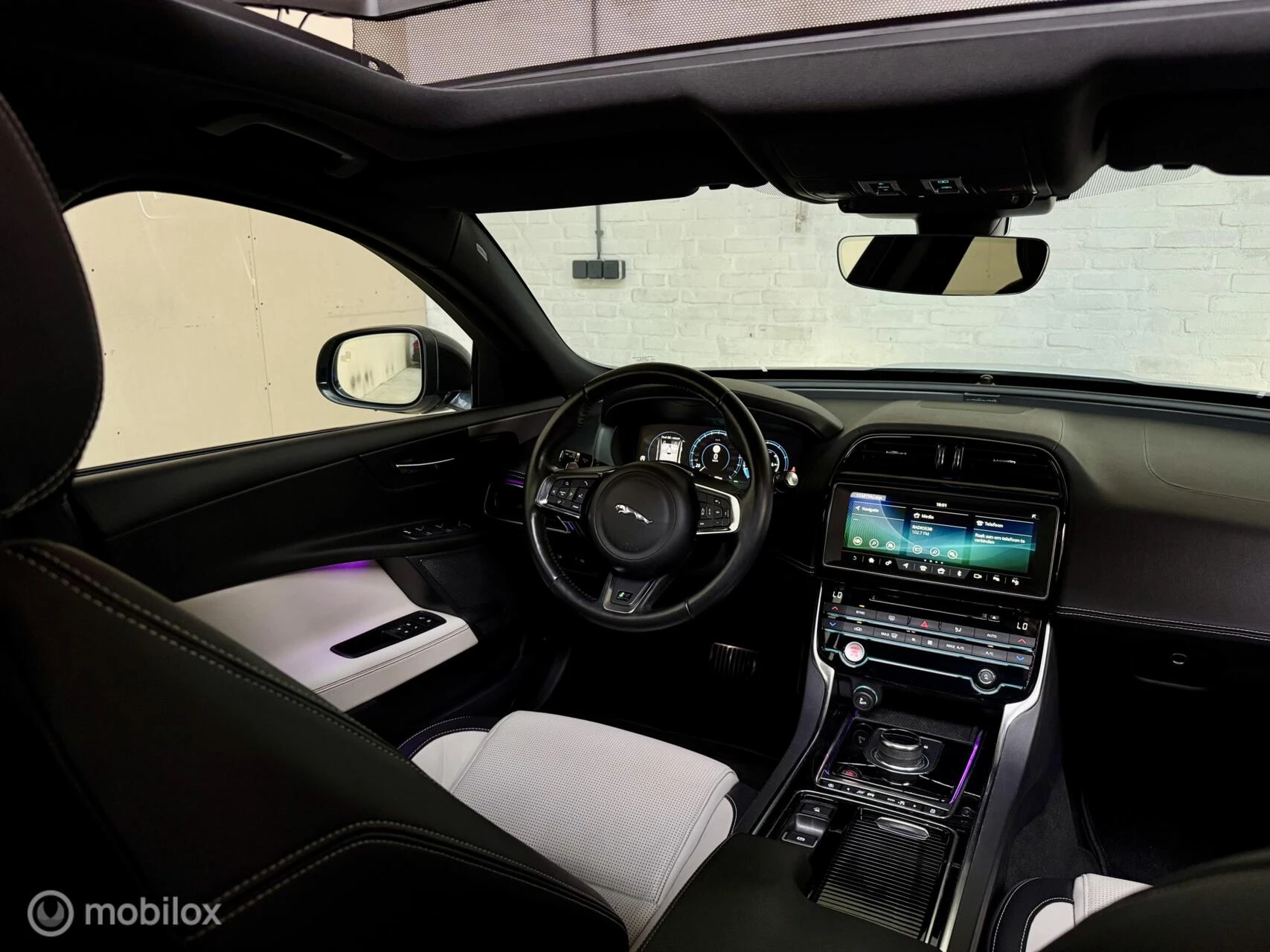 Hoofdafbeelding Jaguar XE