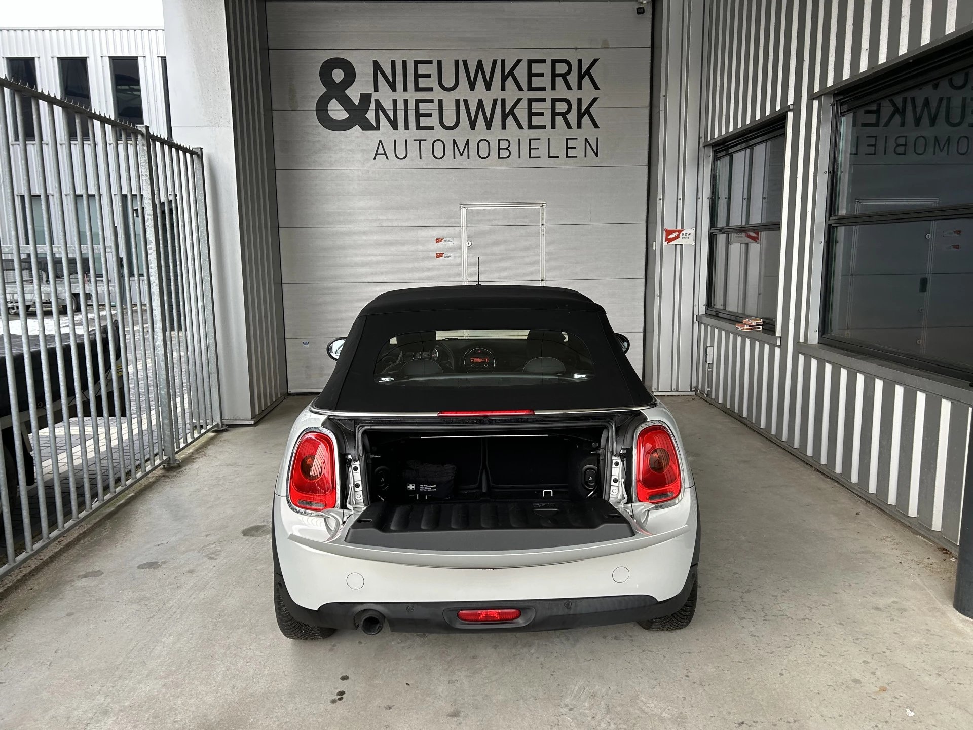 Hoofdafbeelding MINI One Cabrio