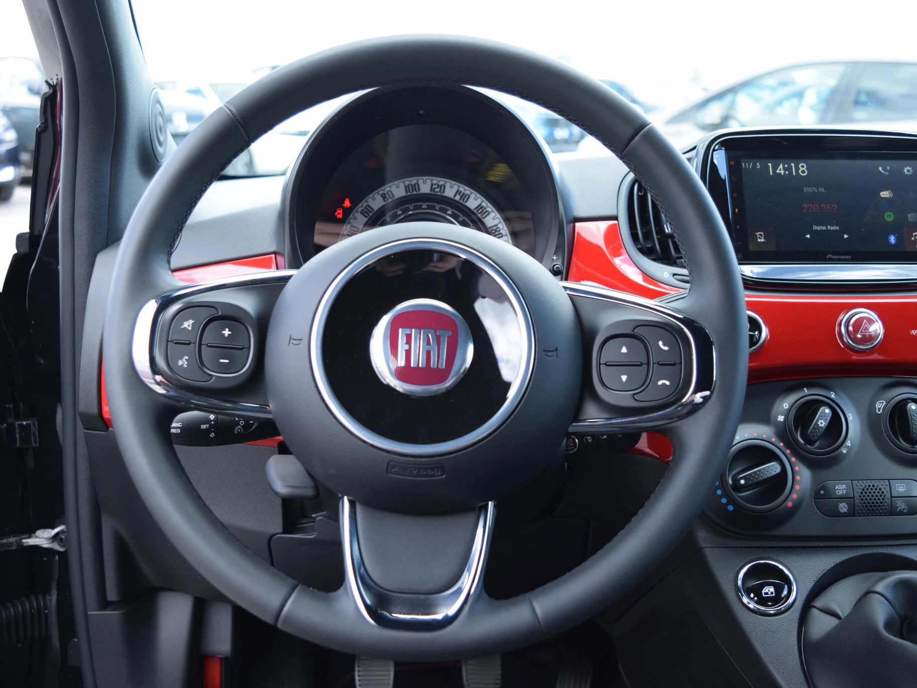 Hoofdafbeelding Fiat 500C