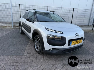 Hoofdafbeelding Citroën C4 Cactus Citroen C4 Cactus 1.2 VTi Shine NAP NWE APK Navi Panoramadak