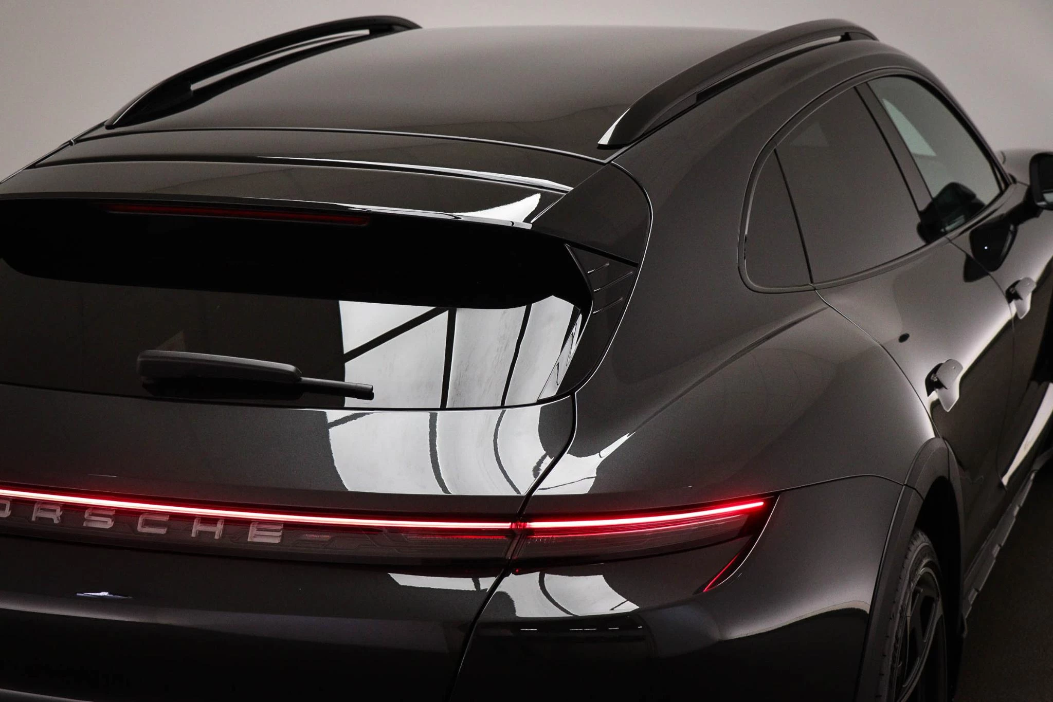 Hoofdafbeelding Porsche Taycan