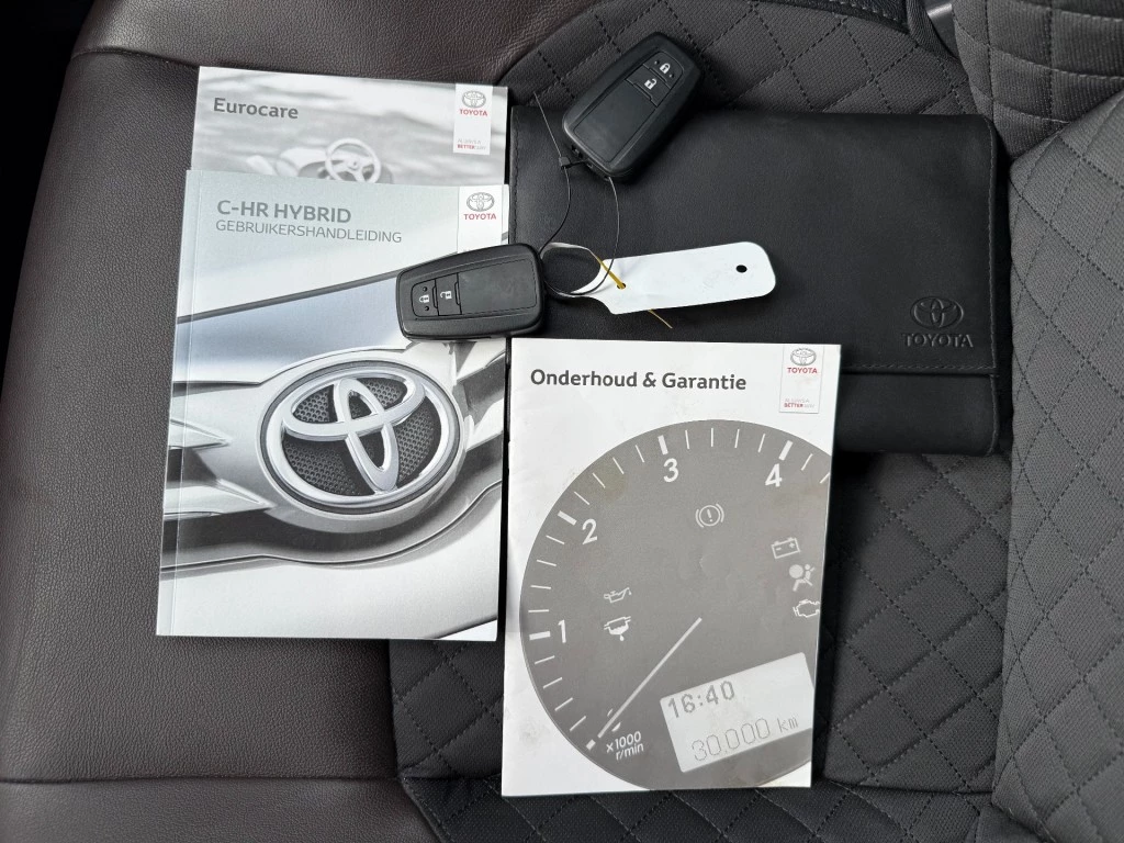 Hoofdafbeelding Toyota C-HR