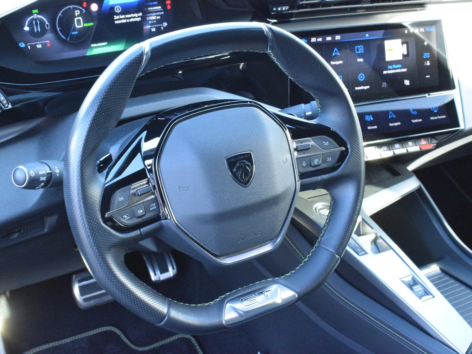 Hoofdafbeelding Peugeot 408