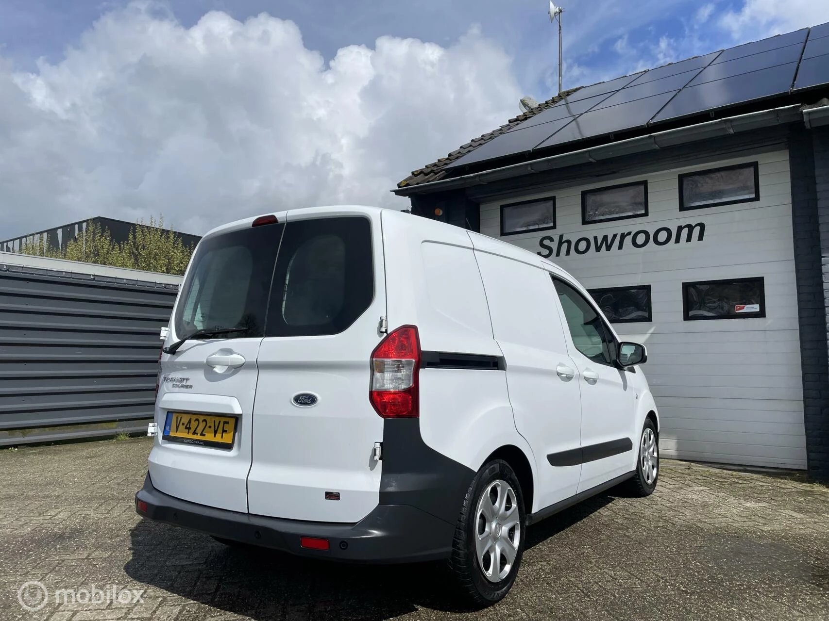 Hoofdafbeelding Ford Transit Courier