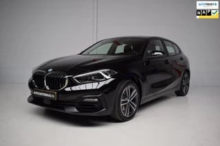 BMW 1-serie * WEEKAANBIEDING * 118i 140PK AUT Executive ORG.NED / NAP / CARPLAY / LED / STOELVERWARMING