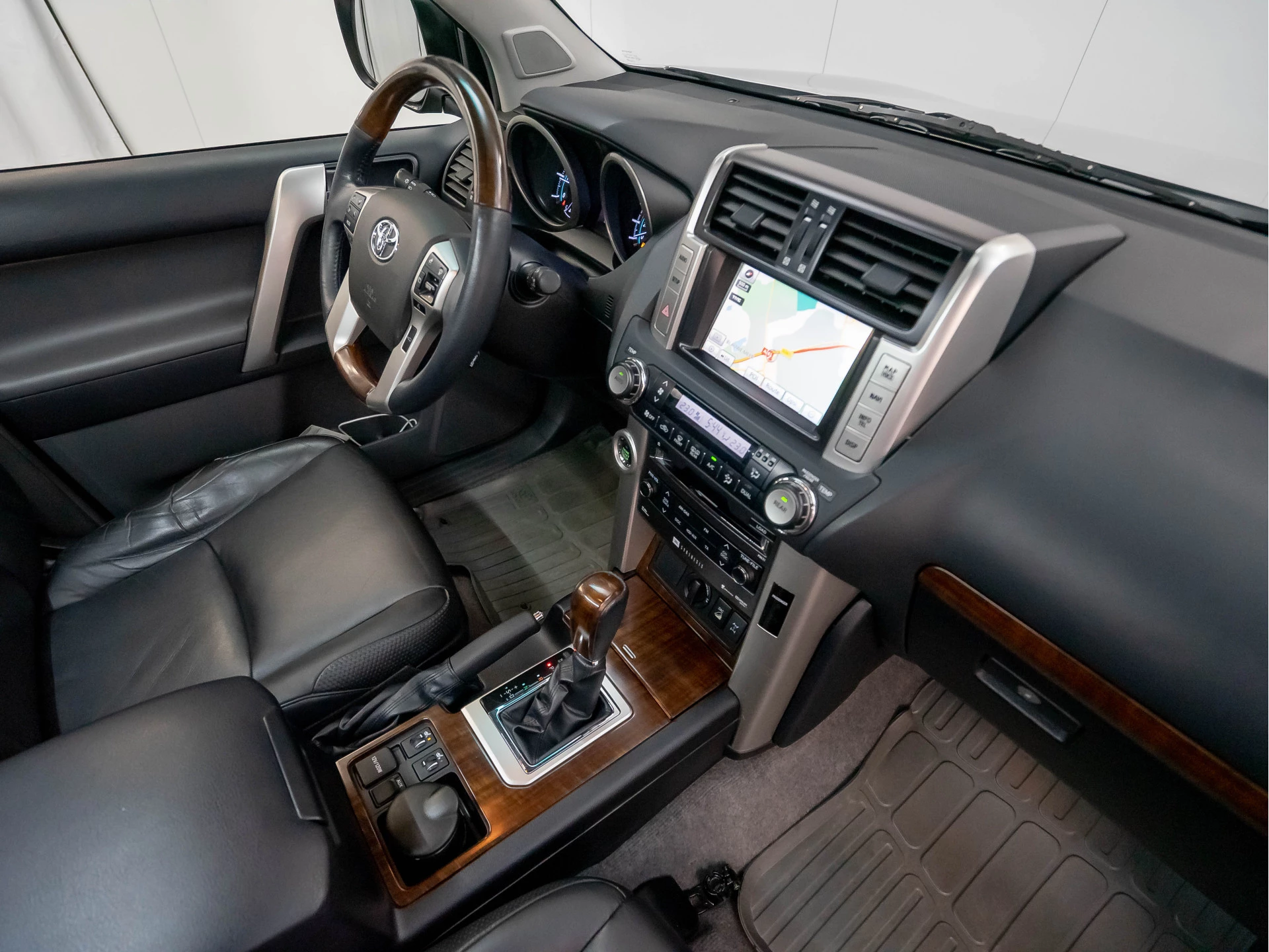 Hoofdafbeelding Toyota Land Cruiser