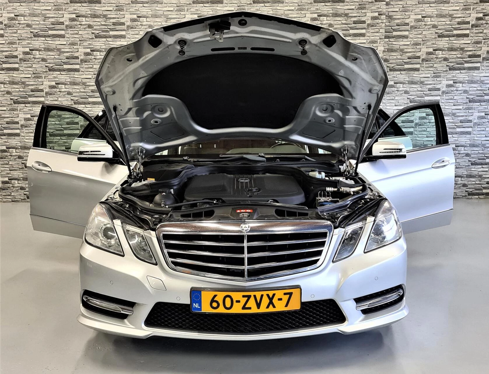 Hoofdafbeelding Mercedes-Benz E-Klasse