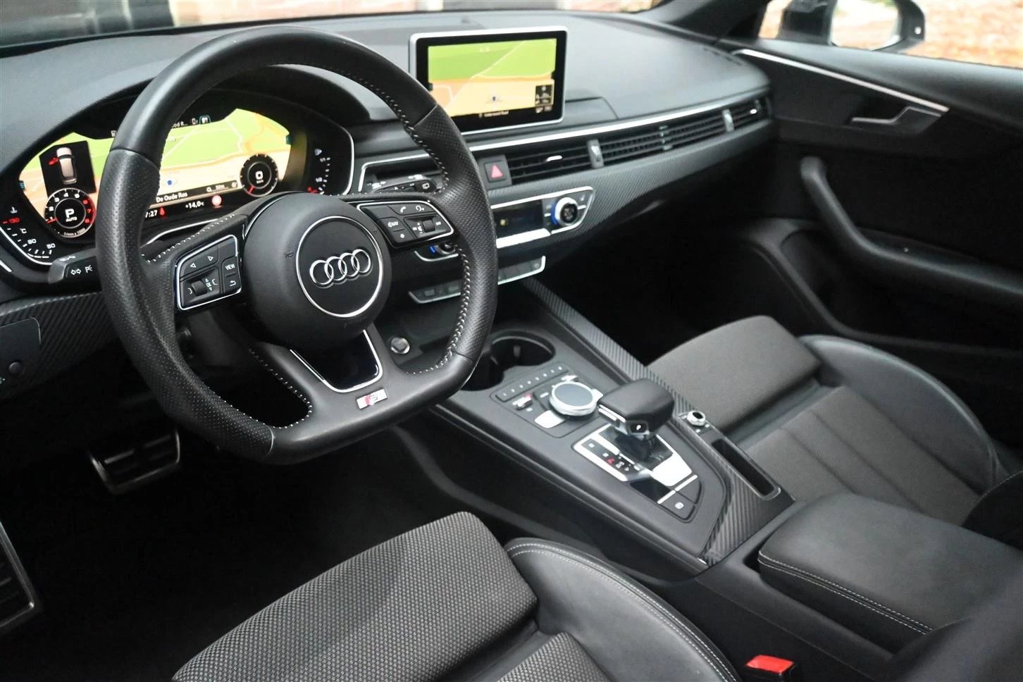 Hoofdafbeelding Audi A4