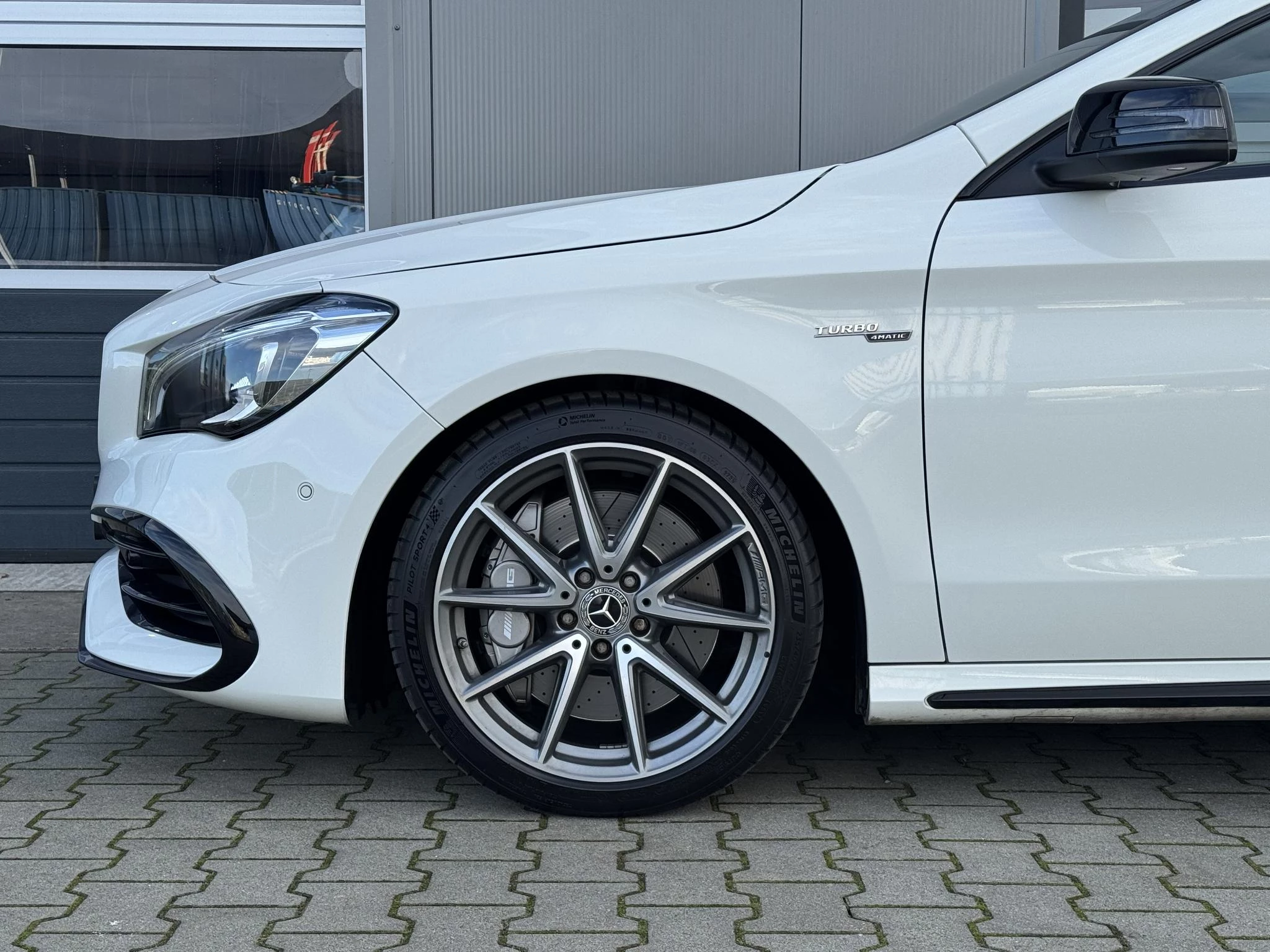 Hoofdafbeelding Mercedes-Benz CLA