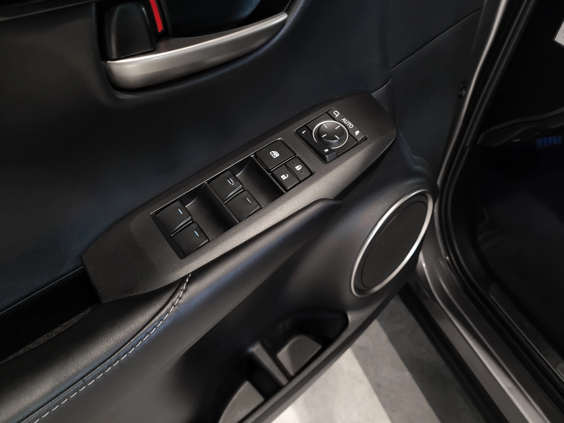 Hoofdafbeelding Lexus NX