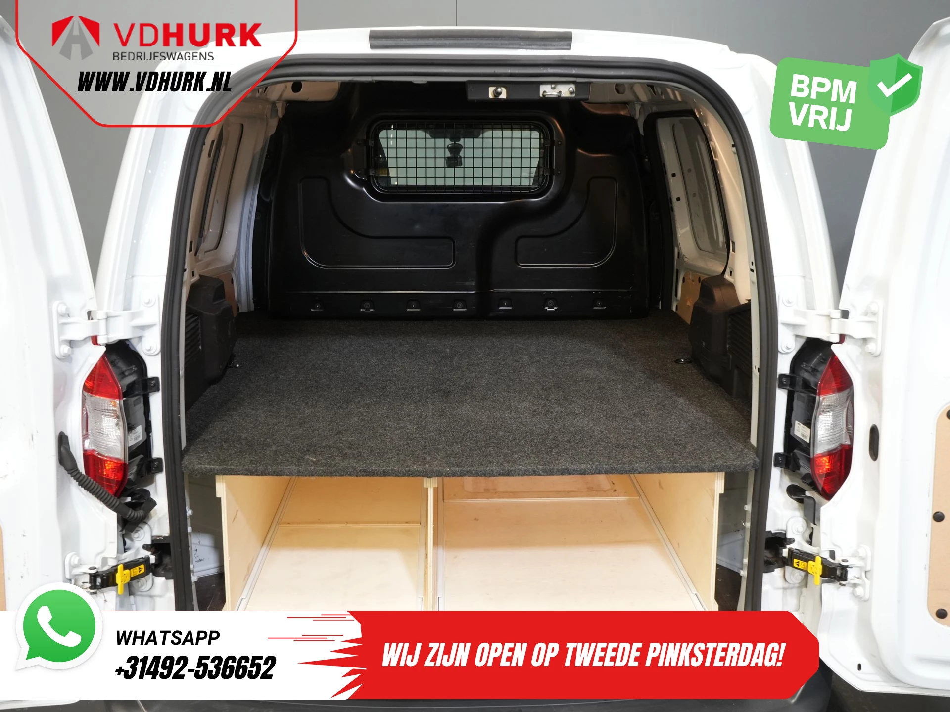 Hoofdafbeelding Ford Transit Courier