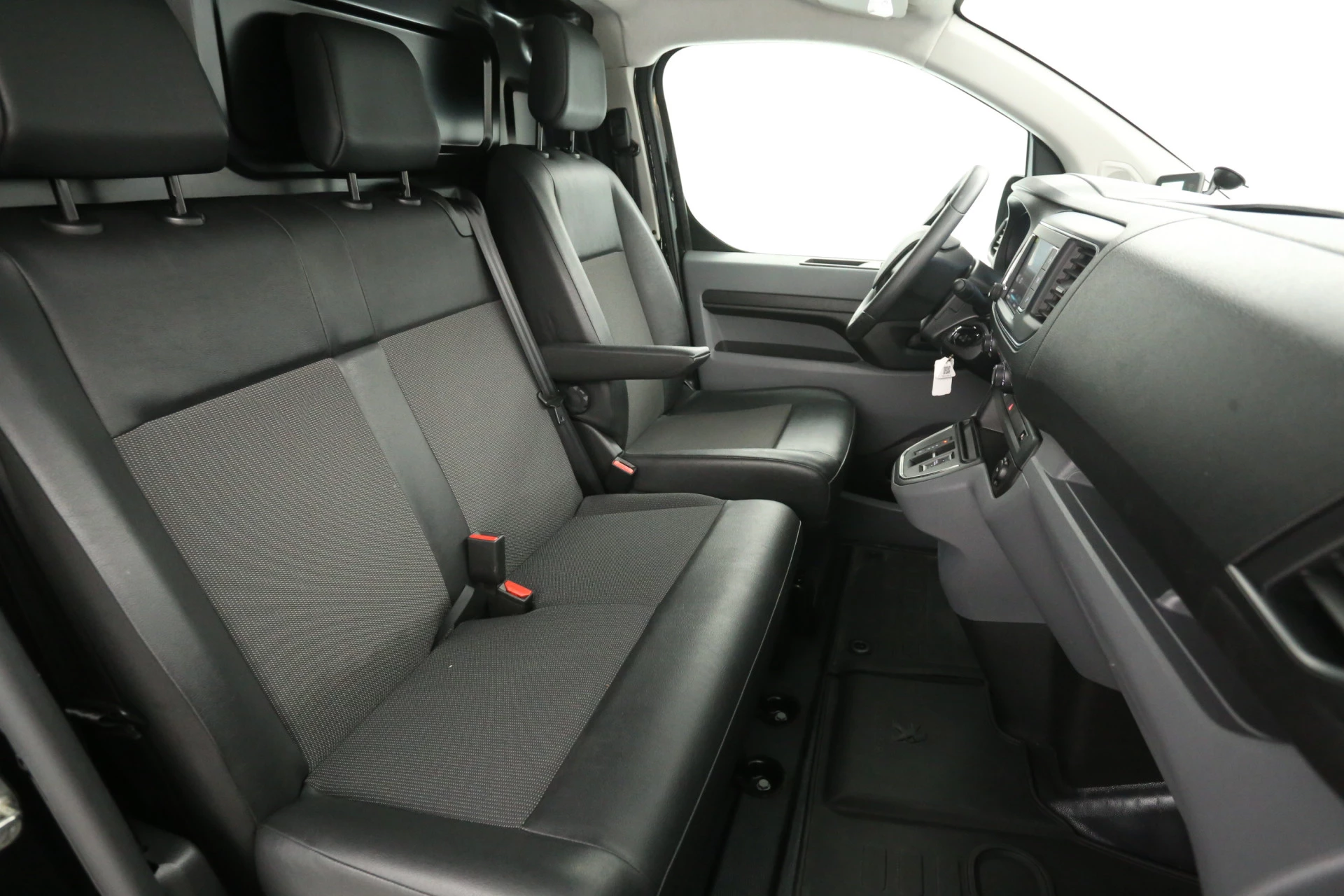 Hoofdafbeelding Peugeot e-Expert