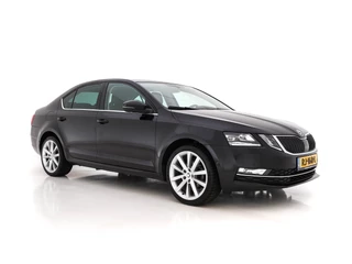 Hoofdafbeelding Škoda Octavia Škoda Octavia 1.0 TSI Greentech Style Business (INCL-BTW) Aut. *LEATHER-ALCANTARA | NAVI-FULLMAP | FULL-LED | CANTON-AUDIO | KEYLESS | DAB | HEATED-COMFORTSEATS | ECC | PARKPILOT | SHIFT-PADDLES | CRUISE | PRIVACY-GLASS | 18"ALU*