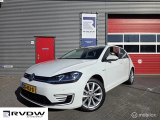 Hoofdafbeelding Volkswagen e-Golf Volkswagen e-Golf - 136pk E-DITION| Navigatie | PDC | Adaptive Cruise
