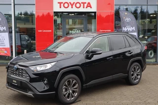 Toyota RAV4 2.5 HYBRID STYLE APPLE/ANDROID LEDER STOEL/STUUR/VOORRUITVERWARM. ELEK. ACHTERKLEP. CAMERA P-SENSOREN KEYLESS