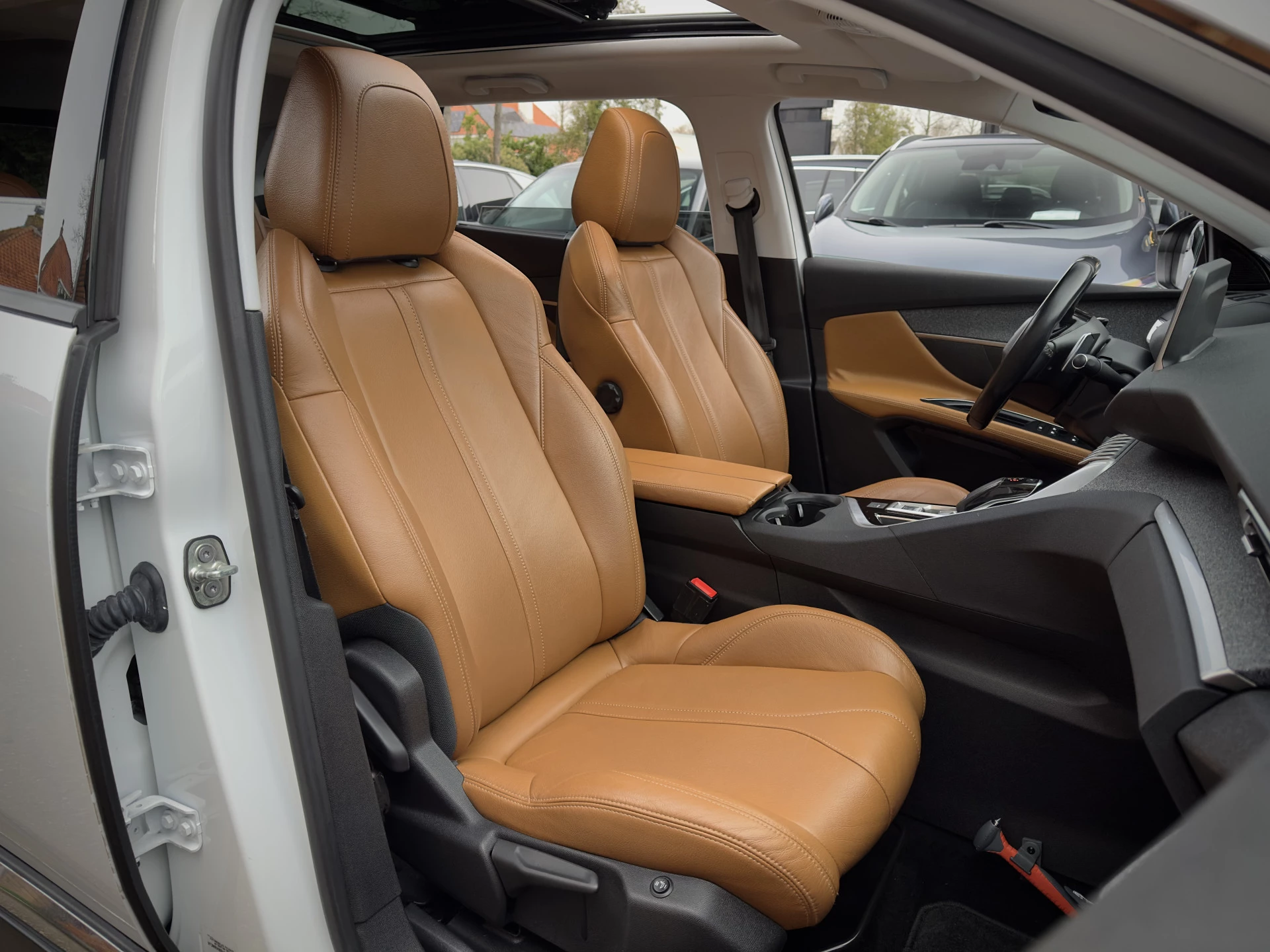 Hoofdafbeelding Peugeot 5008