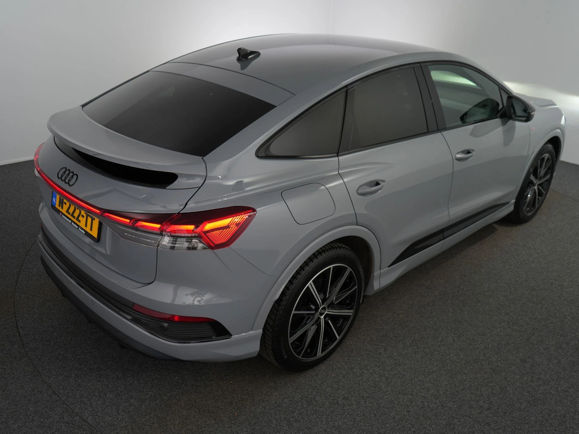 Hoofdafbeelding Audi Q4 Sportback e-tron