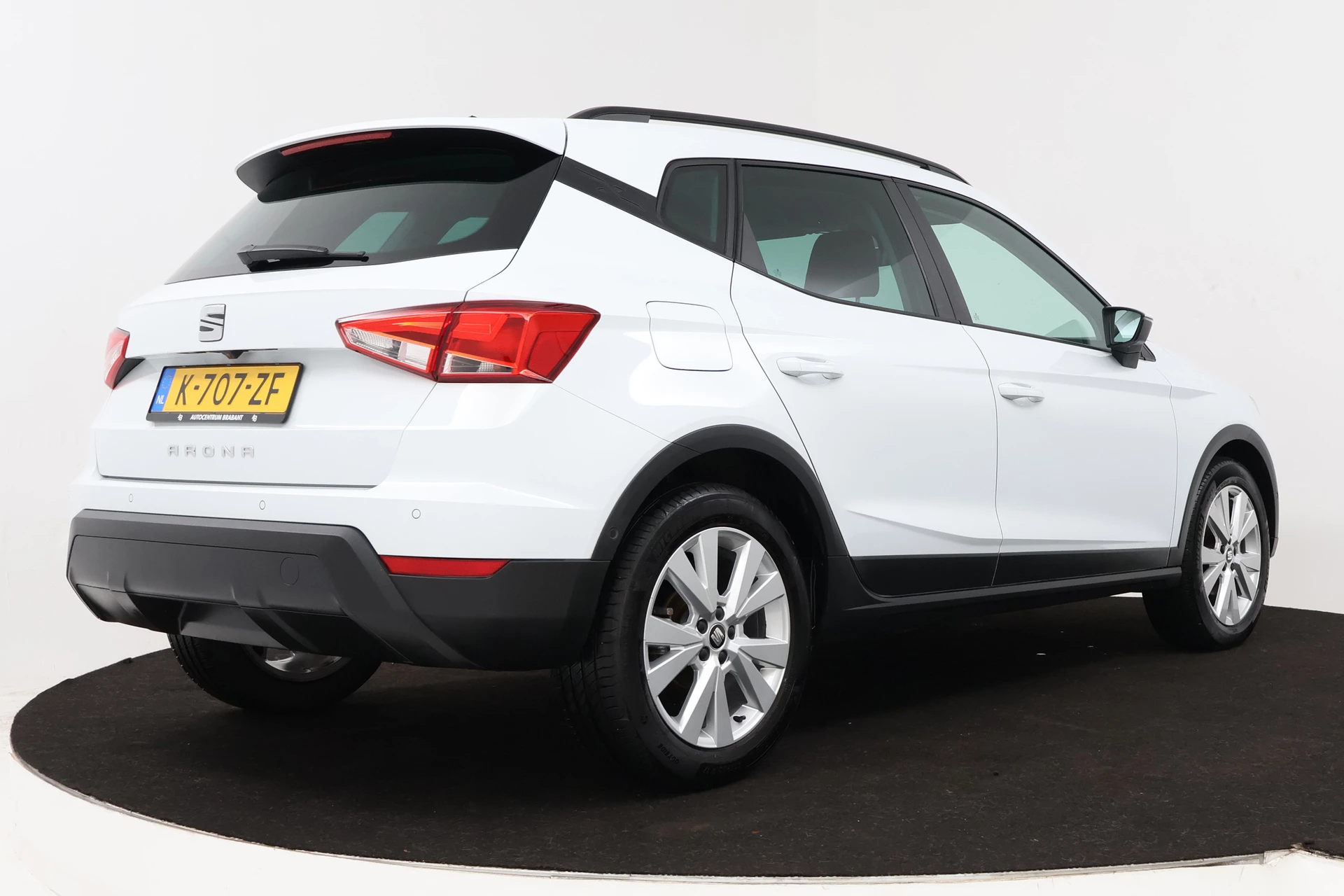 Hoofdafbeelding SEAT Arona