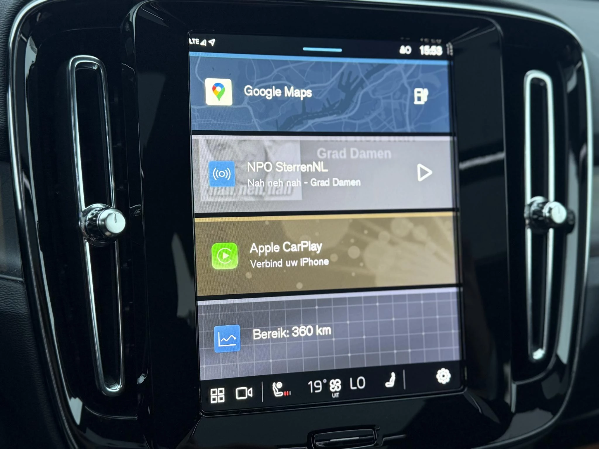 Hoofdafbeelding Volvo EX40