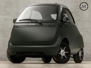 Hoofdafbeelding Microlino Competizione Microlino Competizione L7 10.5 kWh (LEASE 250,- P/M, DIRECT LEVERBAAR, NIEUW, VERSIE 2, LONDON MATT GREEN, 90 KM/H, 180KM ACTIERADIUS, NIEUW)