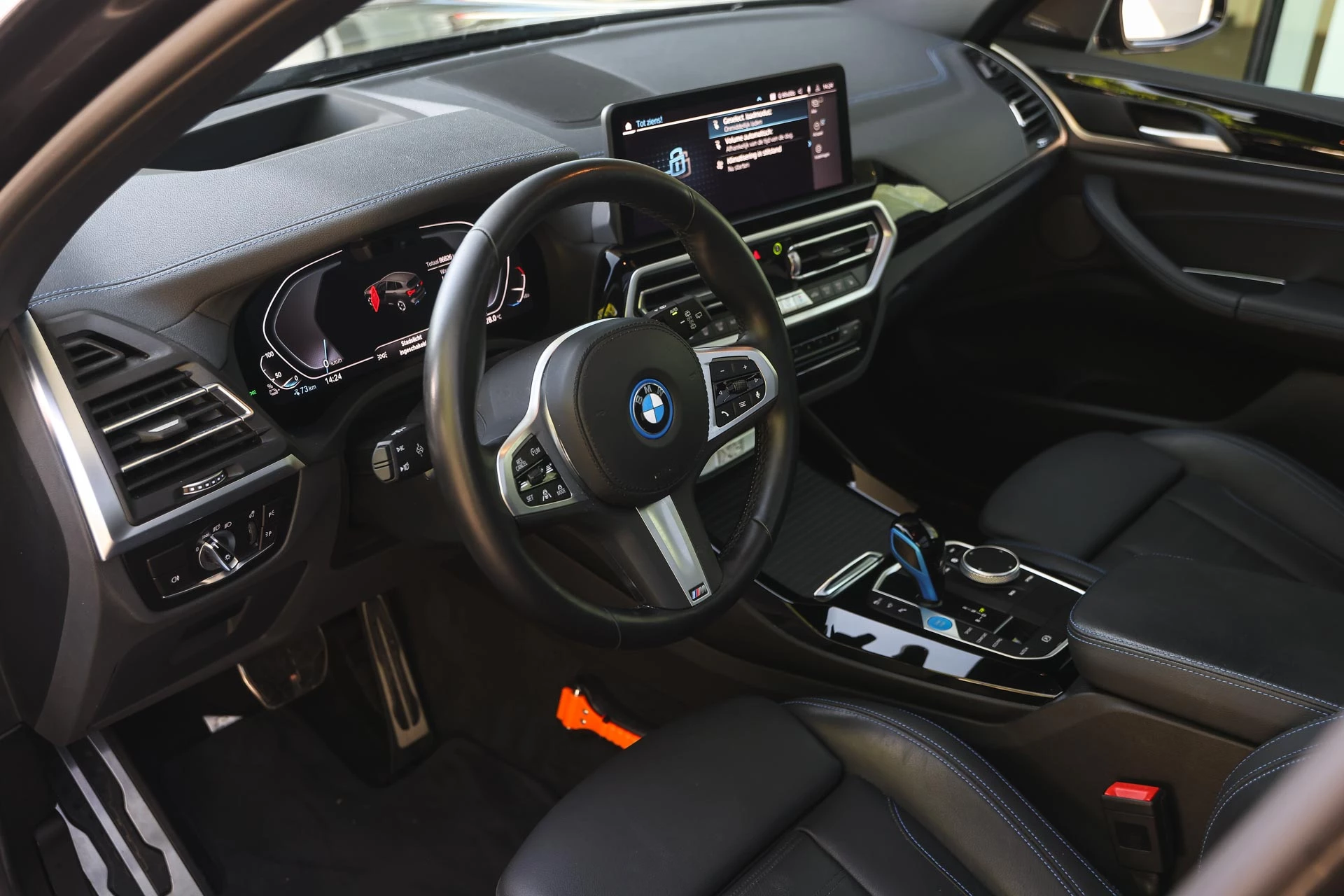 Hoofdafbeelding BMW iX3